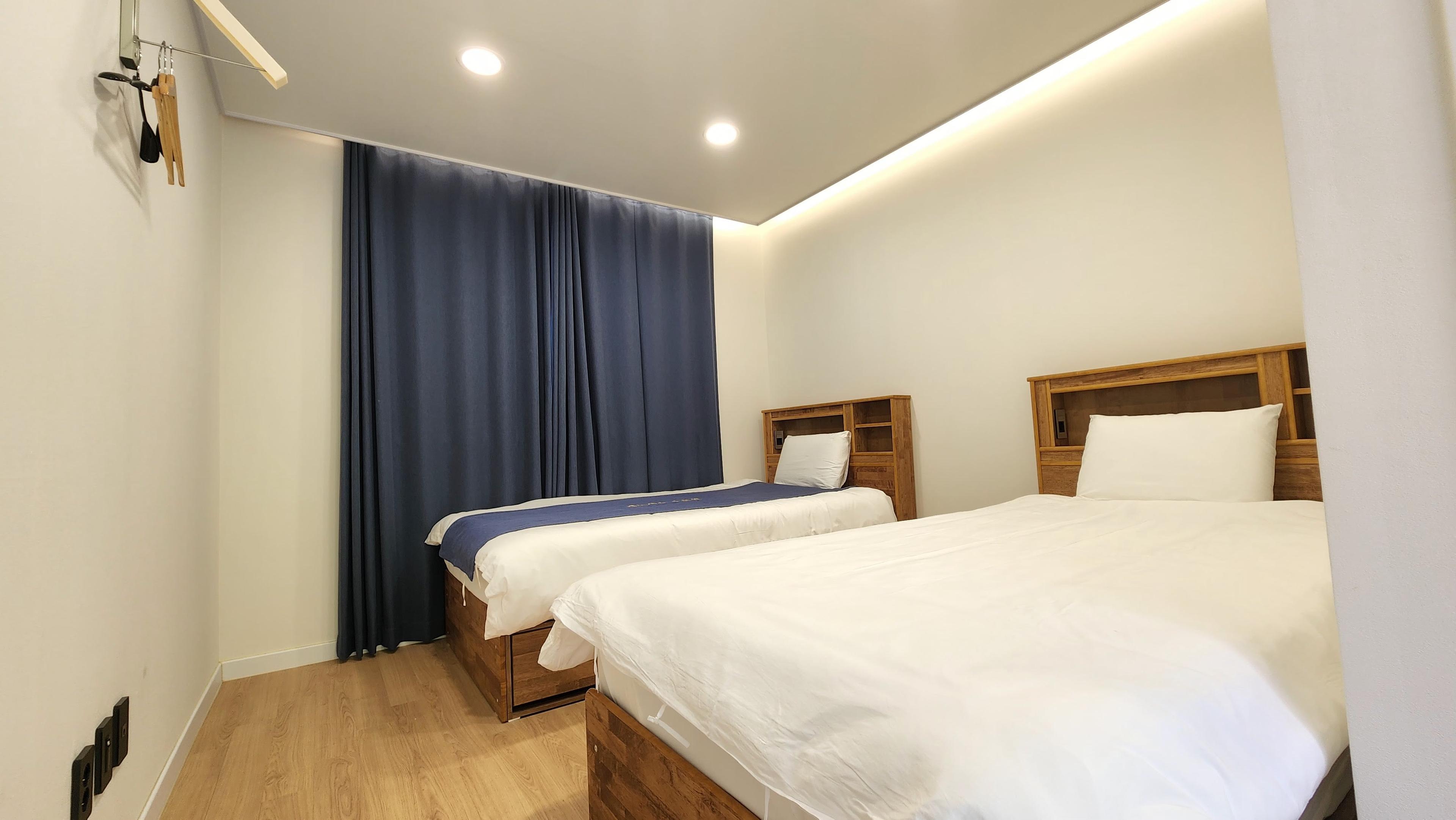 room2