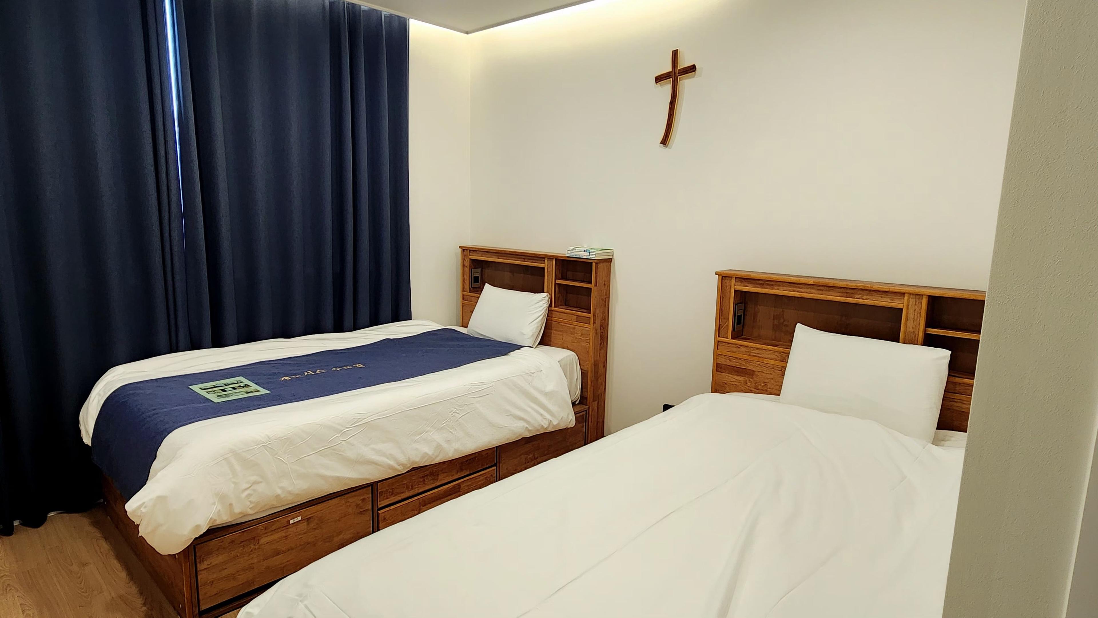 room4